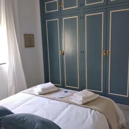 El Halcon Nocleg ze śniadaniem 3*